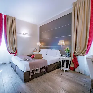 Townhouse 33 Italia